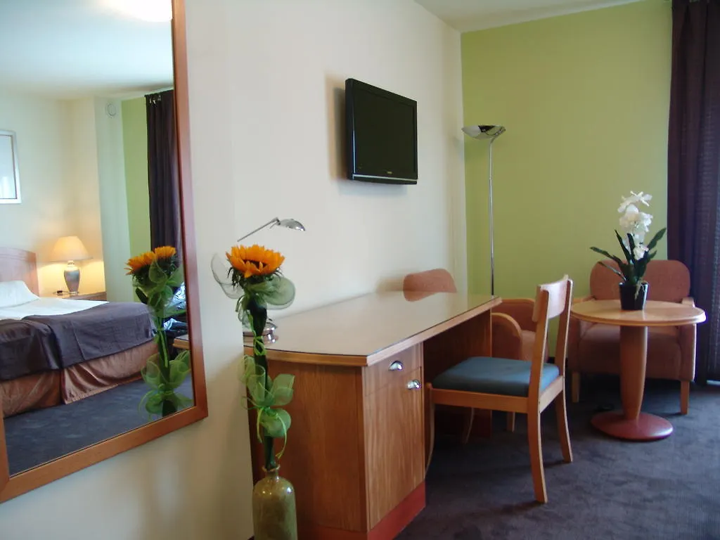 Green Energy Rooms Kraków Hostel